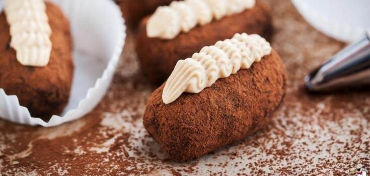 The legendary Potato cakes made from cookies: what unusual ingredient to add to the dessert