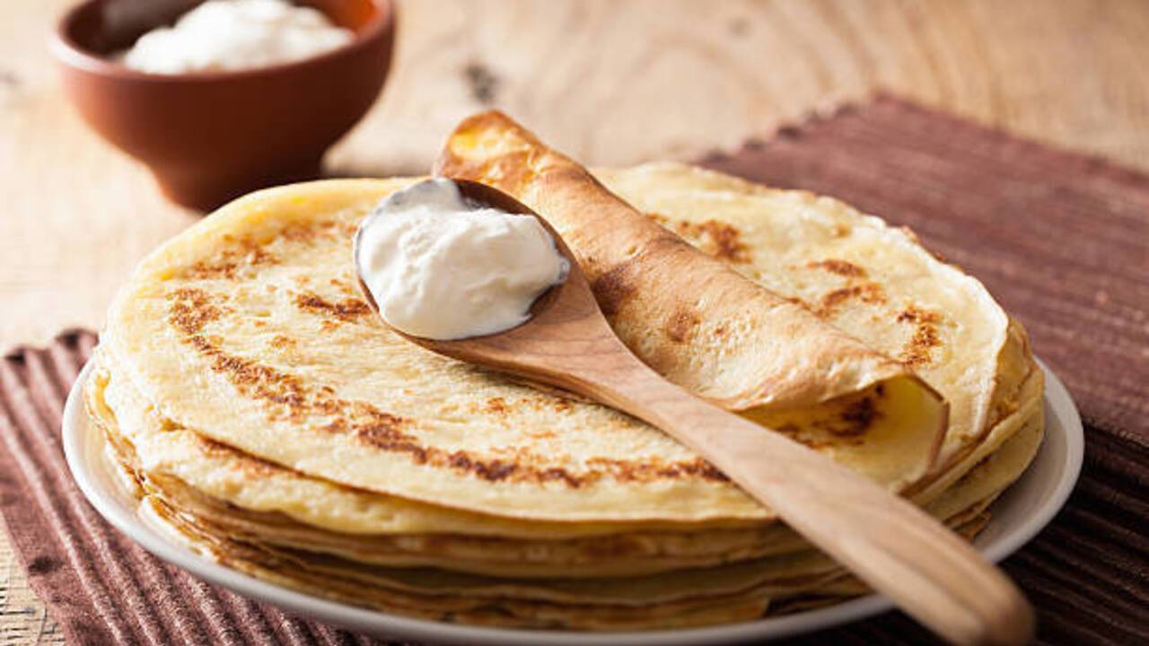 What to use to make lace thin pancakes: sharing the technology