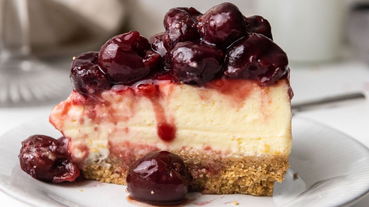 Spectacular Drunken Cherry cheesecake: better than any cake