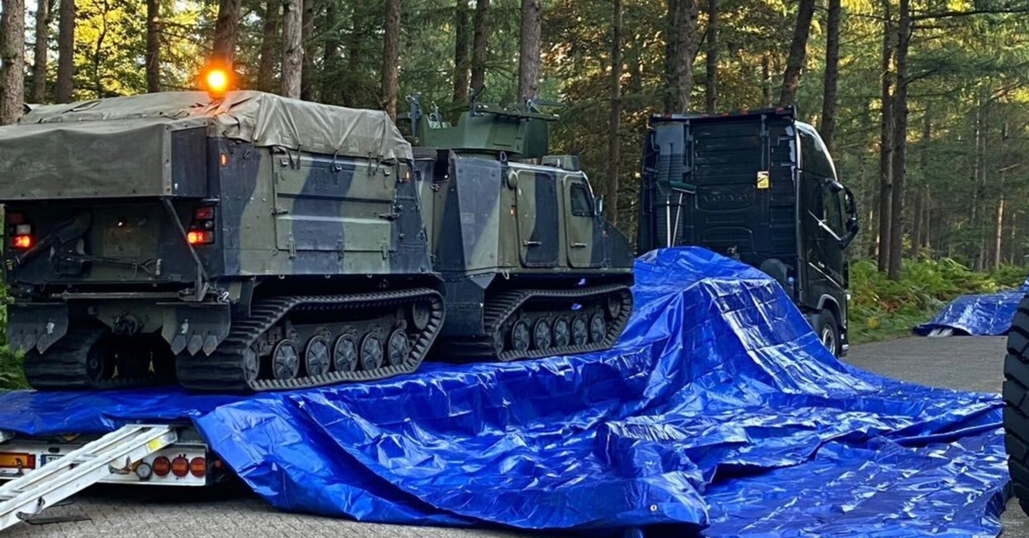 The Netherlands has provided Ukraine with amphibious APCs: what they look like and what they are capable of. Photo