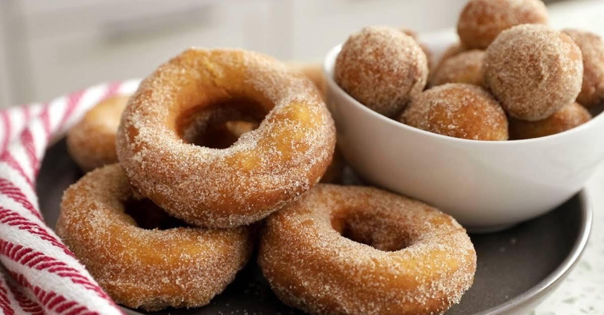 Healthy cheese donuts without oil: how to cook