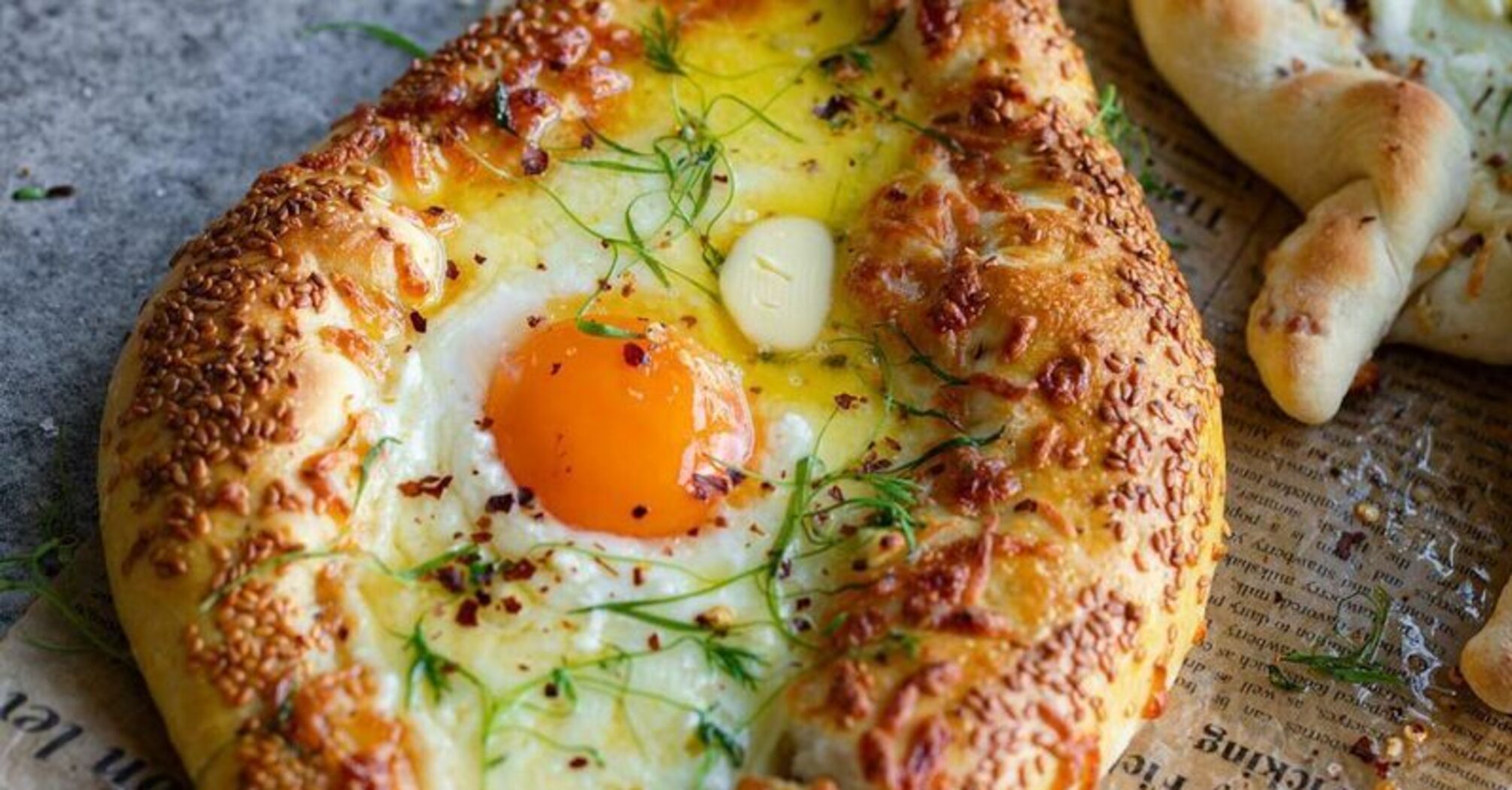 Lazy khachapuri without dough: how to cook a hearty and tasty dish