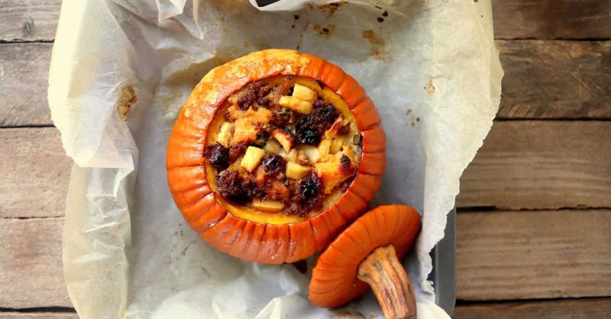 How to cook meat in a pumpkin: an idea for a delicious seasonal dish