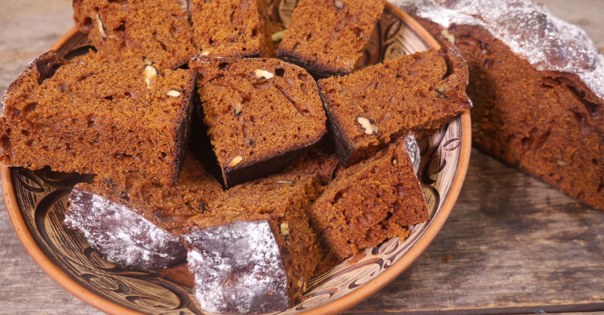 Homemade honey cake: a recipe for the simplest pastries for tea