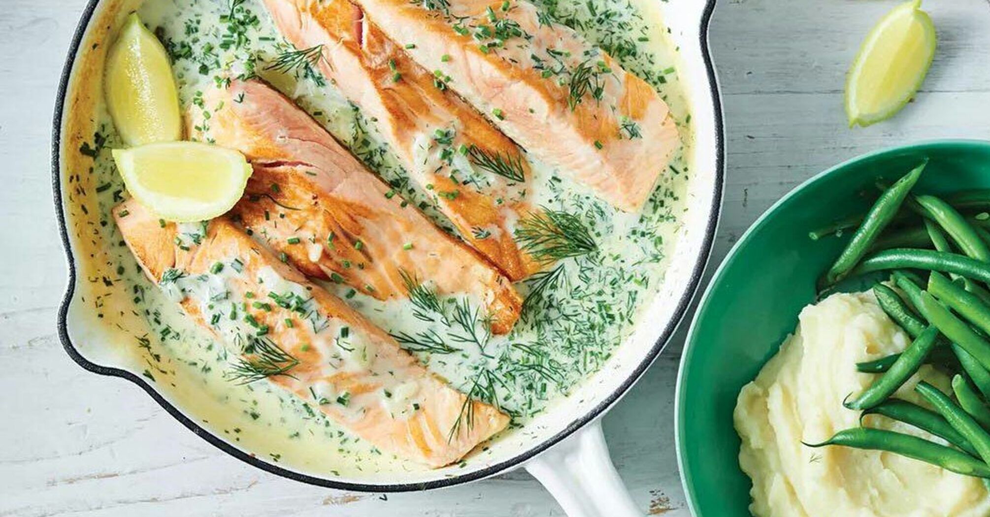 The most delicious salmon in cream sauce: cooked in a frying pan