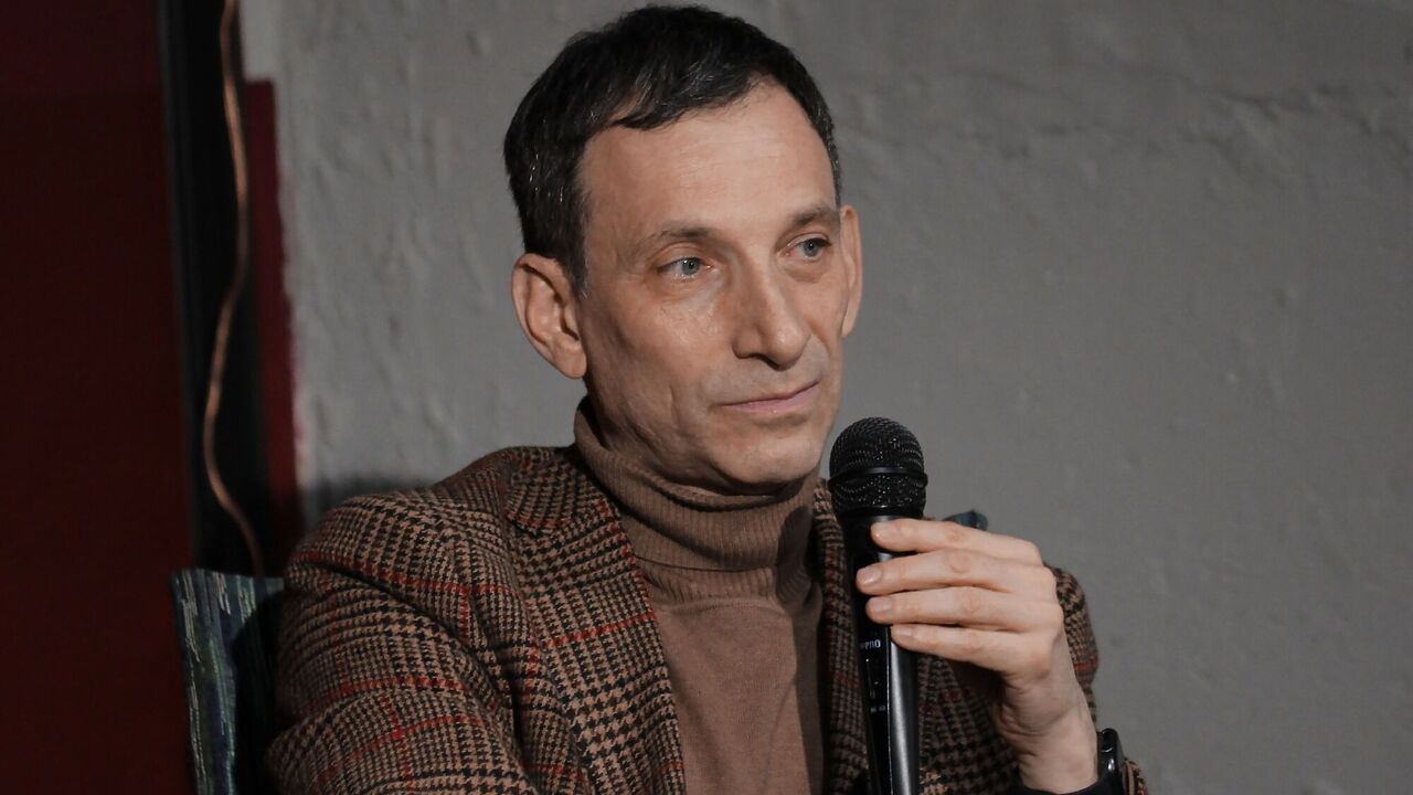 "What are you in a hurry for?" Portnikov urged Zelensky to wait and show his victory plan only to the next US president. Video.