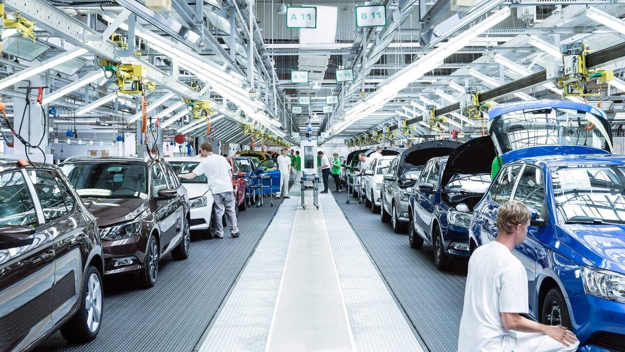 Volkswagen announces recall of almost 120 thousand cars due to "unexpected" door opening