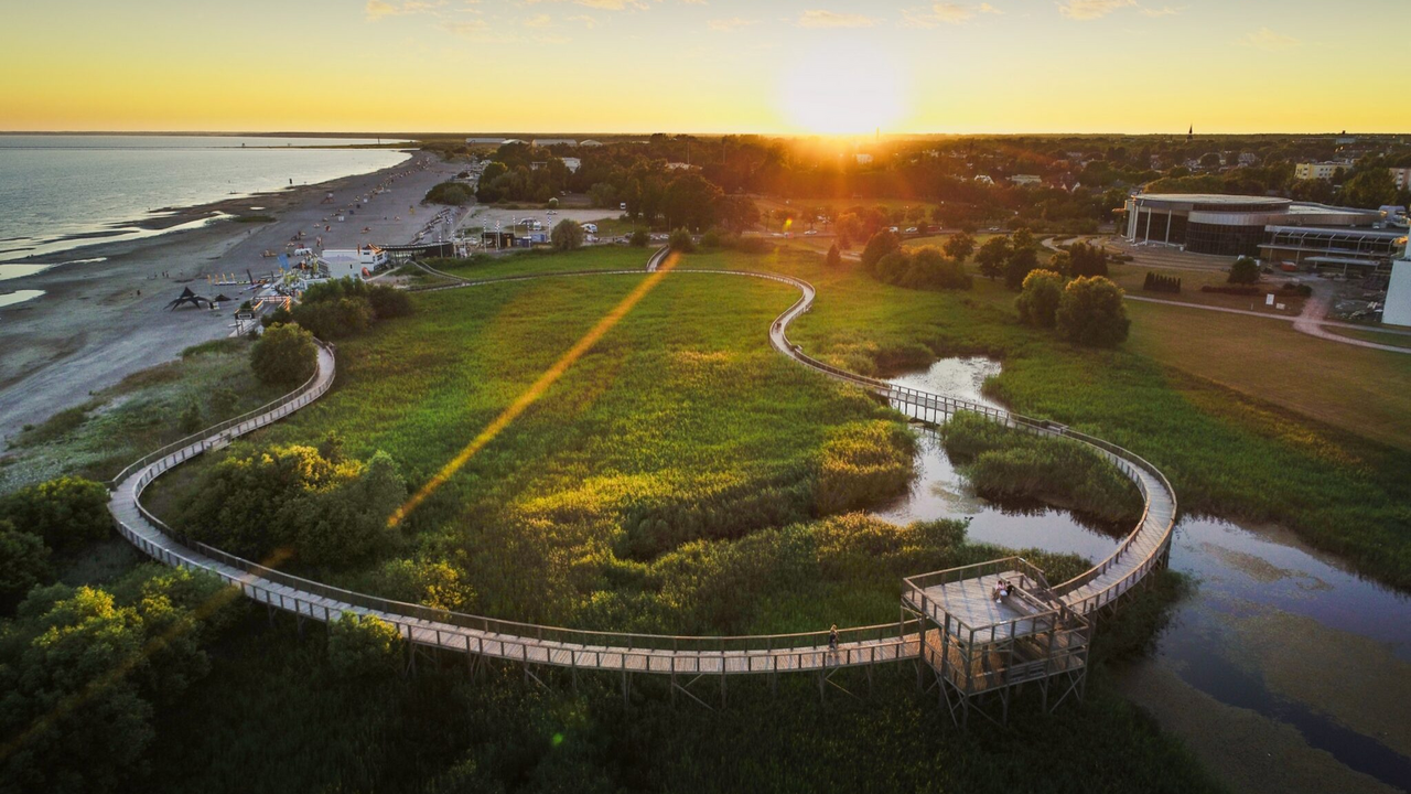 European city was nicknamed the "summer capital": where you can relax on the beach cheaply