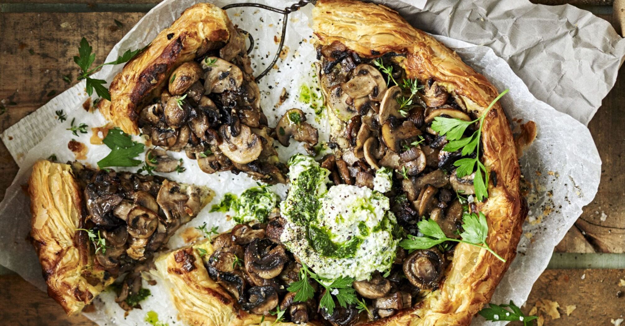 What to cook with puff pastry for lunch: recipe for a quick pie