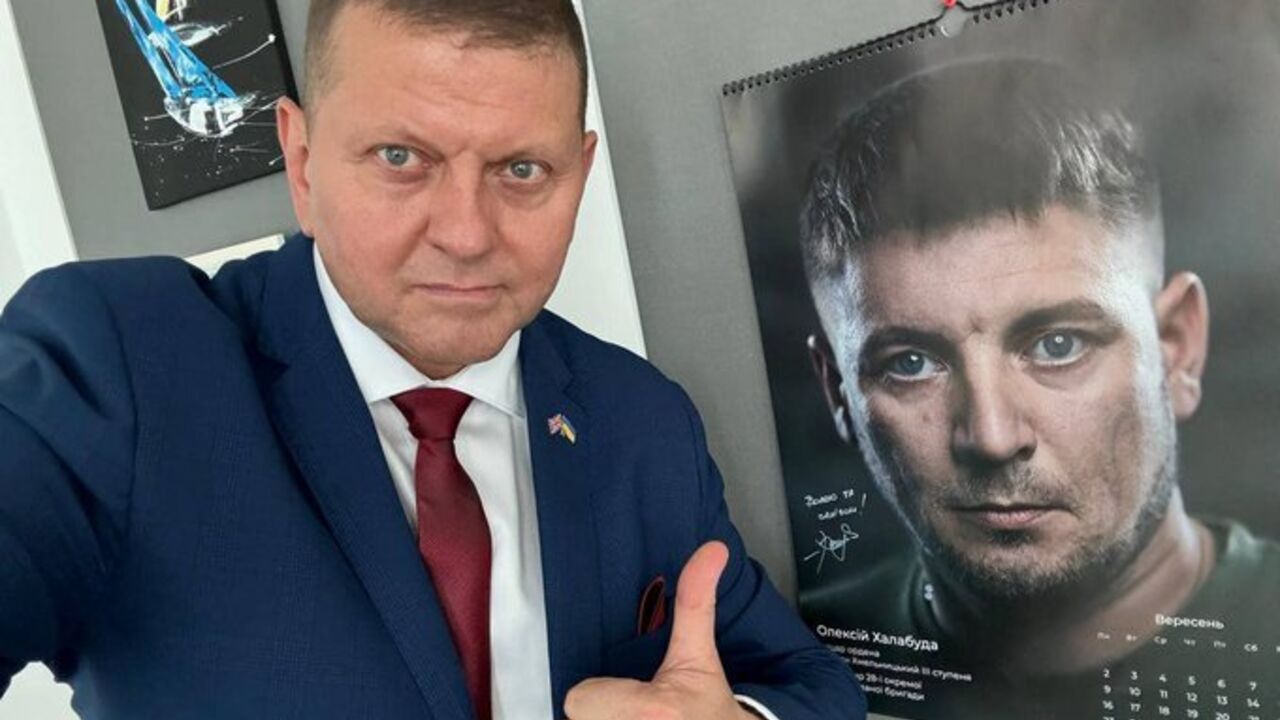 A special "sign" or a rule of protocol? Why Zaluzhnyi appeared in Kyiv and what "betrayal" was found online