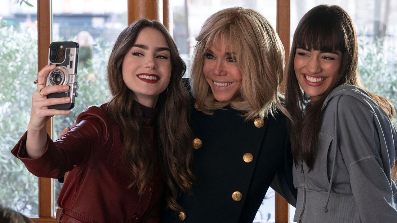 It has become known what role Brigitte Macron was given in Emily in Paris: the First Lady of France appeared for 30 seconds. Video