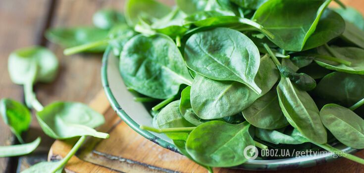 Spinach strengthens muscles and bones