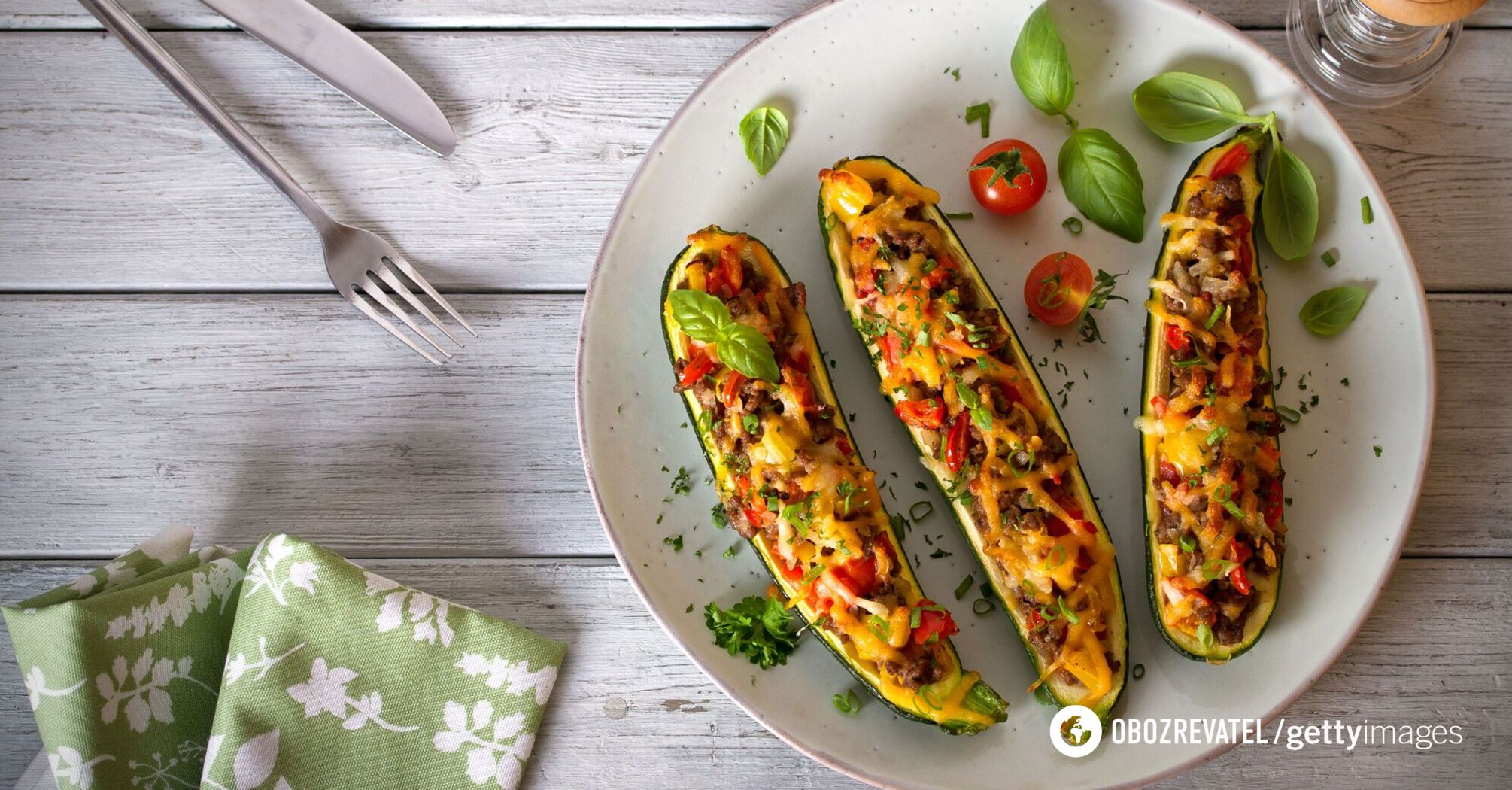 Stuffed zucchini