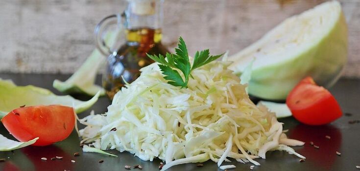 Crispy pickled cabbage in a flash: you can eat in an hour