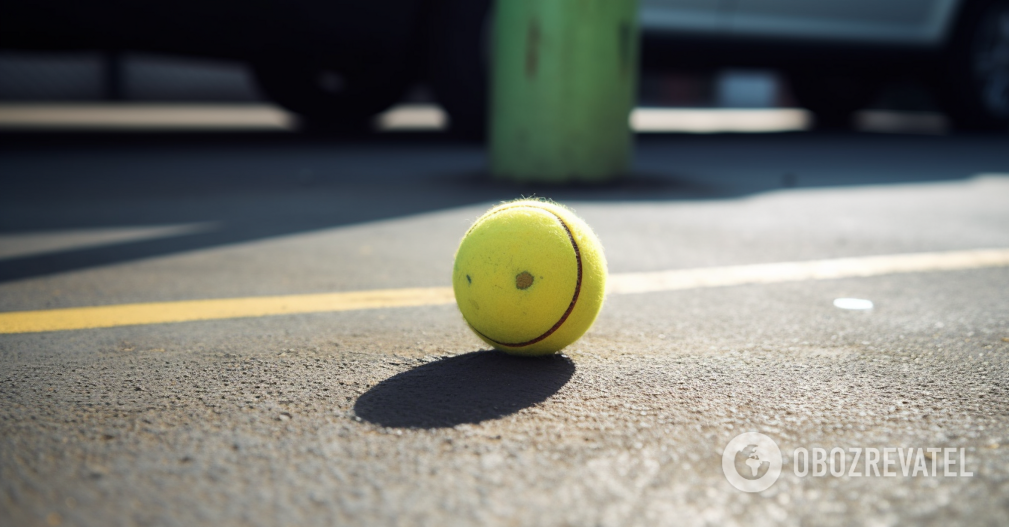 How to park a car correctly: a tennis ball will help