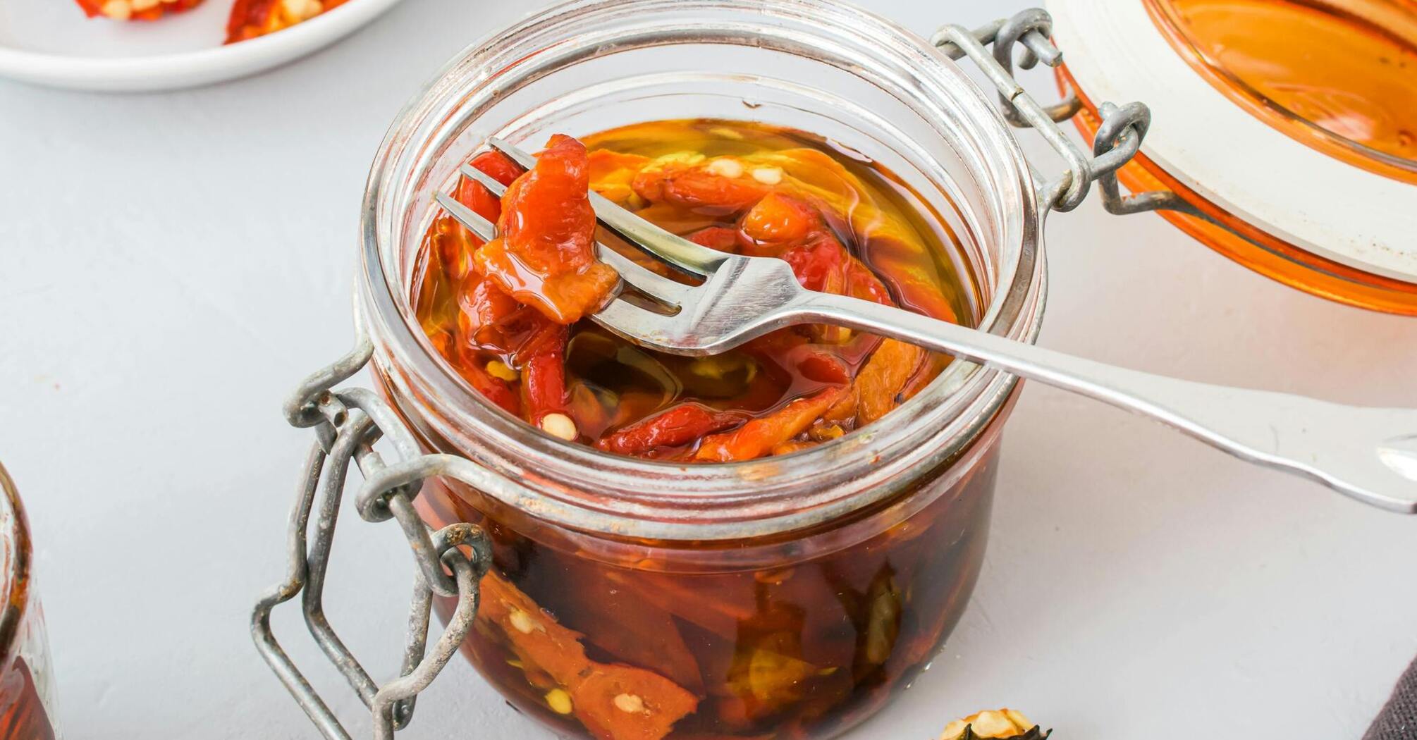 How to pickle chili peppers