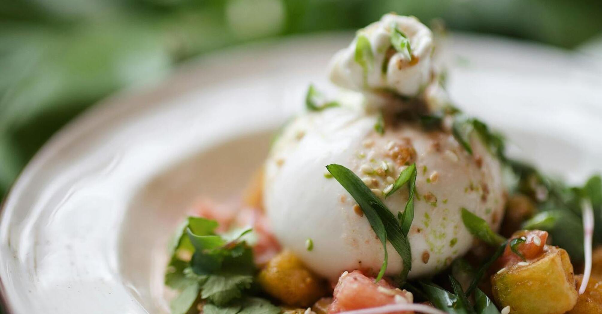 How to cook a poached egg in just 2 minutes: the easy way