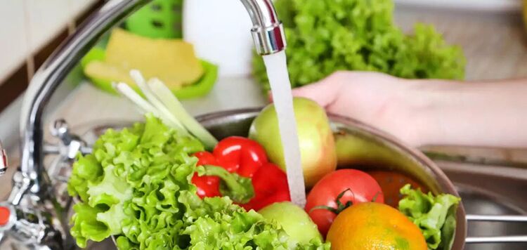 Naukowcy odkryli najlepszy sposób na czyszczenie warzyw z brudu i bakterii