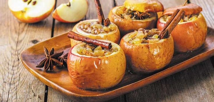 Healthy baked apples with cottage cheese and nuts: tastier than any dessert
