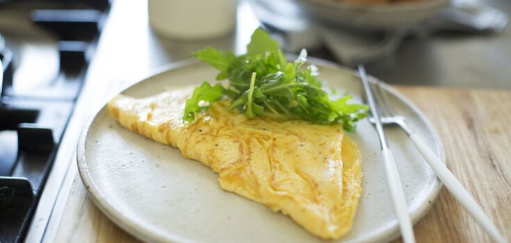 What to cook from eggs for a tasty and healthy breakfast: recipe for a quick dish