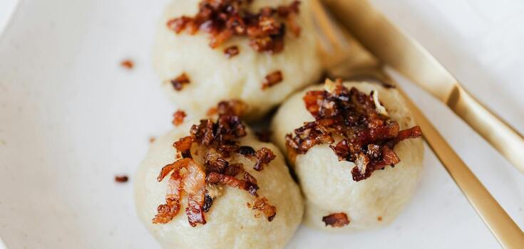 Potato and cheese halušky: how to prepare the dough so that it does not stick together