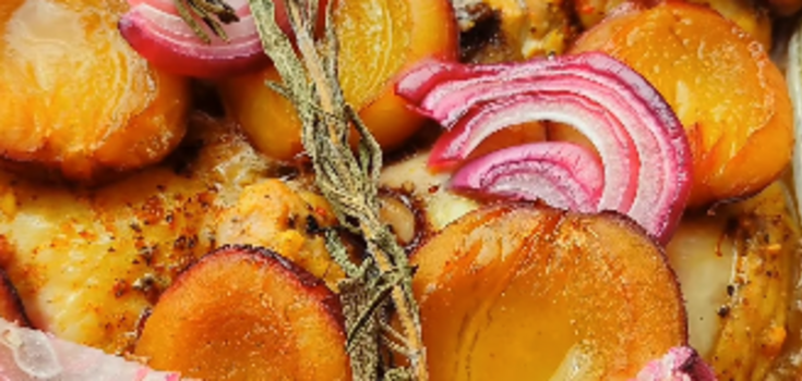 What to cook chicken thighs with to make them taste unsurpassed: an unusual ingredient