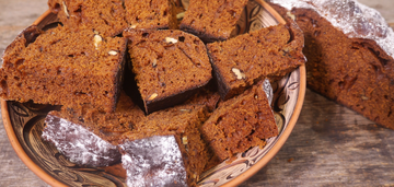 Domowe ciasto miodowe: przepis na najprostsze domowe wypieki