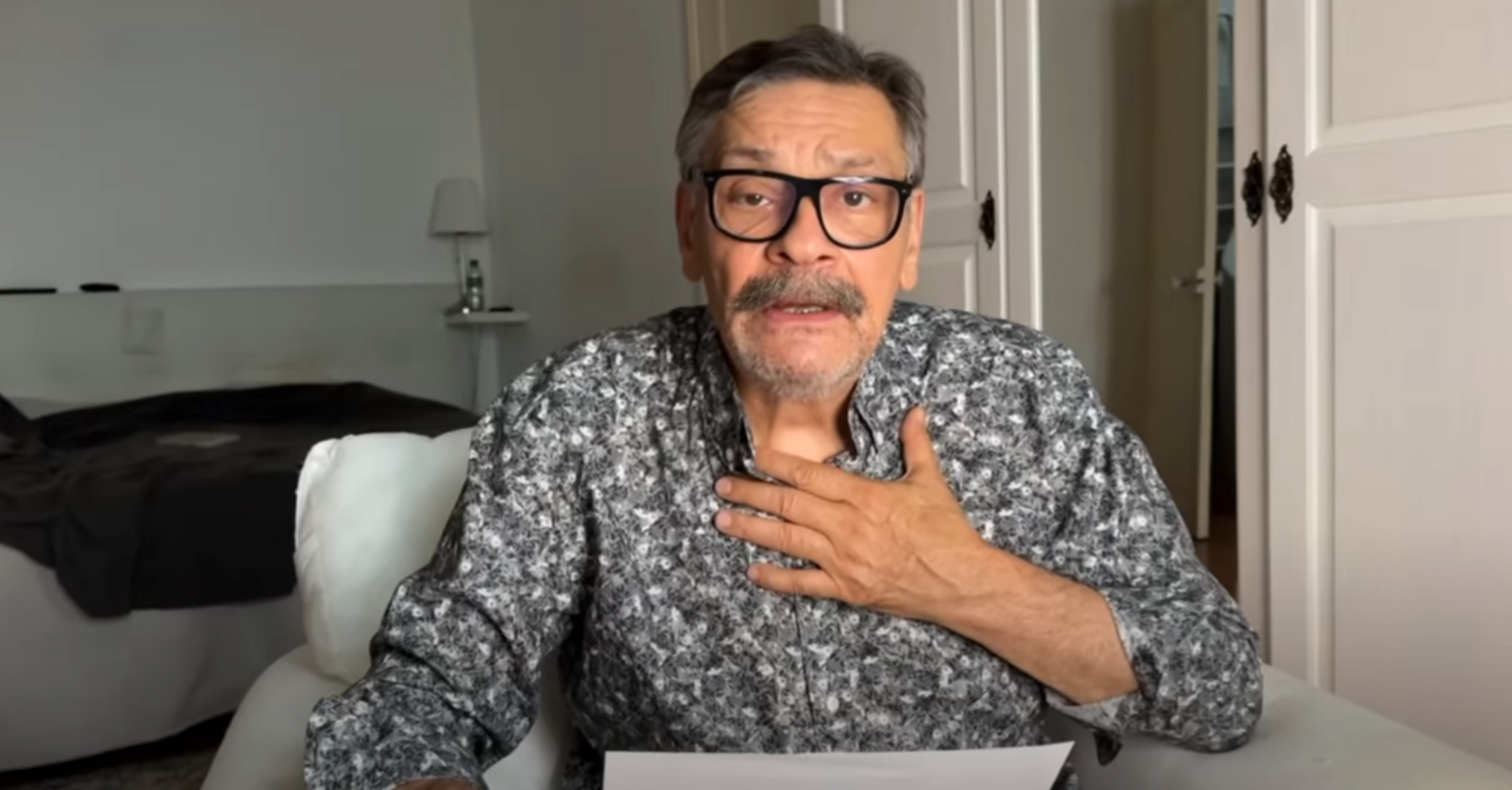 "Kitchen" star Nazarov urged "not to kill," but ran into criticism. Russians accused him of practicing "anti-war methodology"