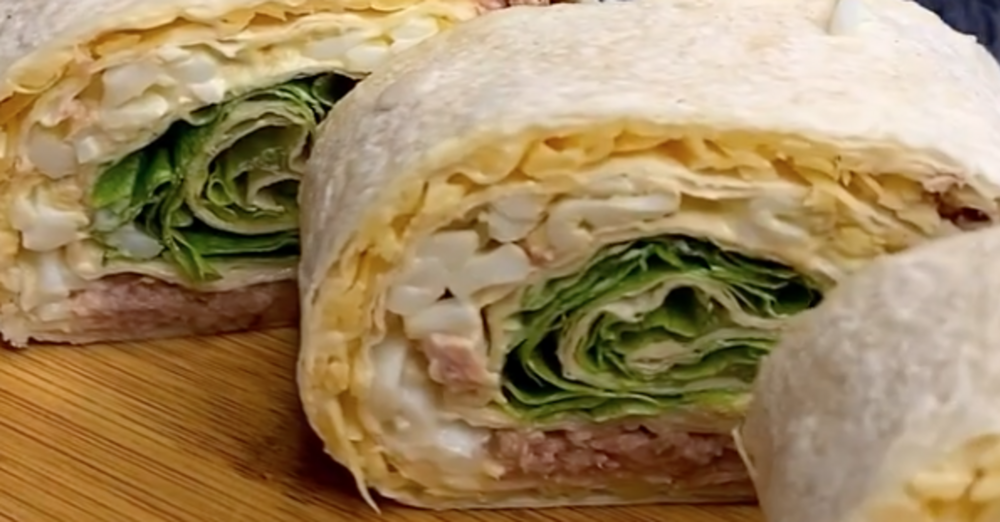 Delicious pita bread roll