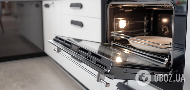 The oven will be as good as new in one night: an effective way to clean