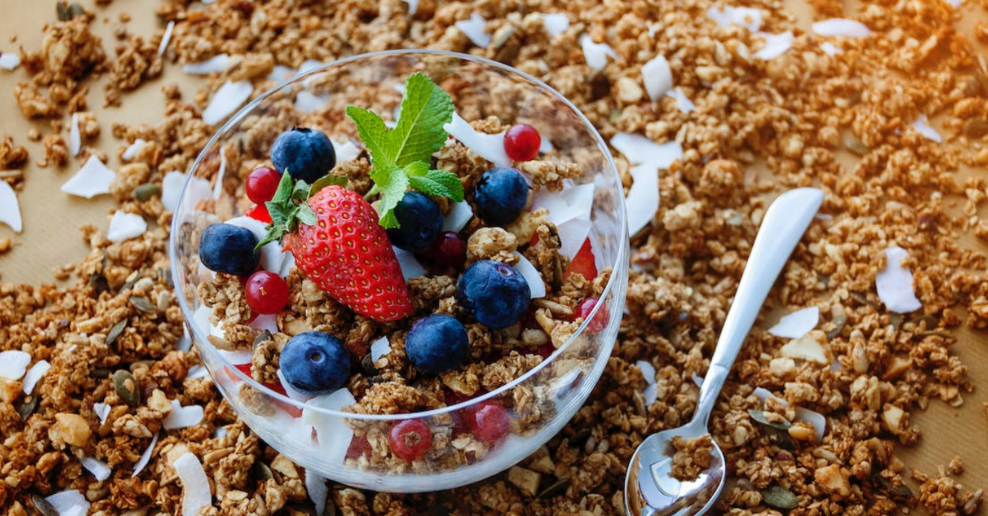 Homemade granola for breakfast: how to make it without problems
