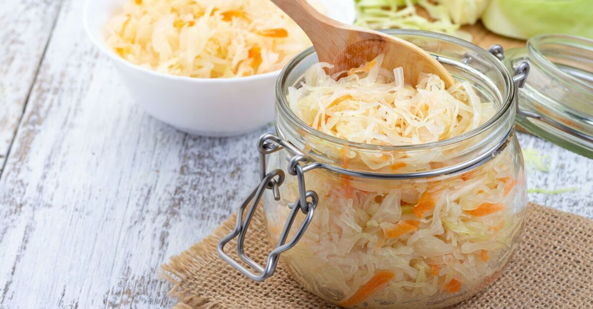 It will be without an unpleasant odor: how to cook sauerkraut correctly