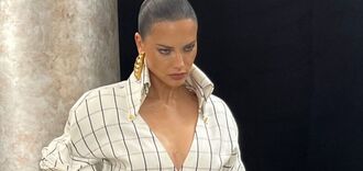 Adriana Lima returned to the catwalk: what the supermodel looks like after a 6-year maternity leave. Photo