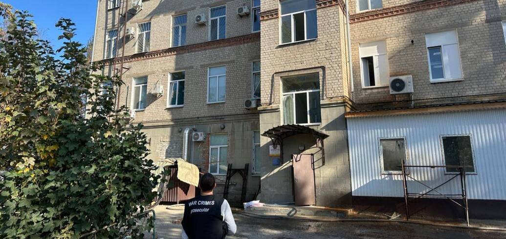 Russia attacks Sumy with drones twice: medical center and residential sector hit, there are dead. Photo