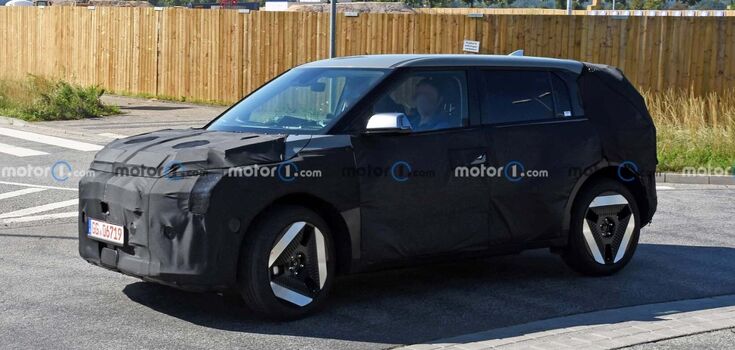 Kia EV4