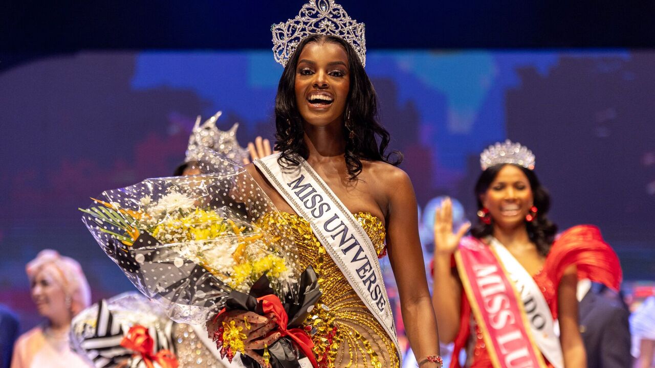 Finalistka Miss RPA została królową piękności w innym kraju po skandalu związanym z narodowością. Zdjęcie.