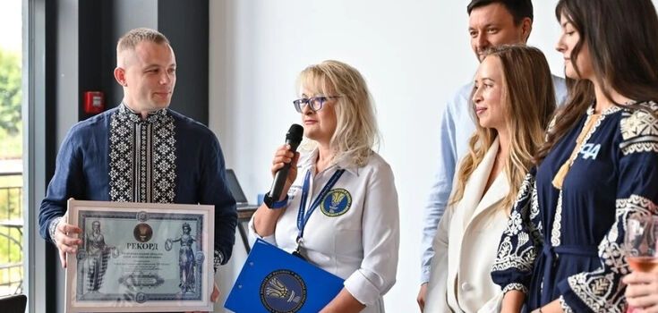 96 hours! A record for the longest English lesson was set in Lviv