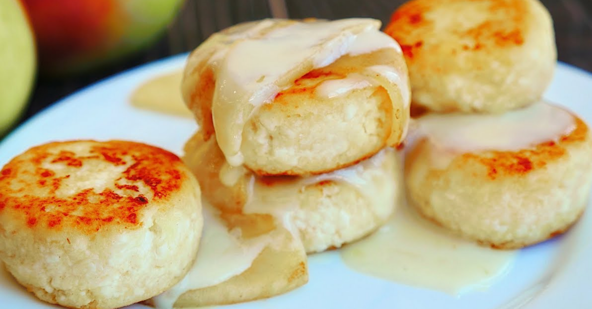 No flour, no semolina, no sugar: how to make perfect syrniki from two ingredients