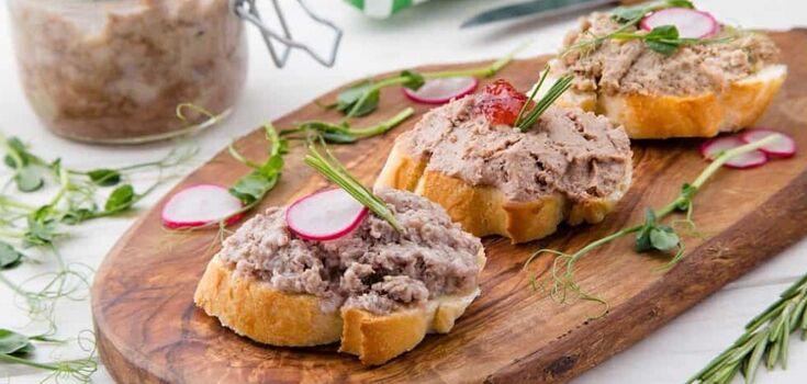 What to cook without gas and light: recipes for easy bread spreads