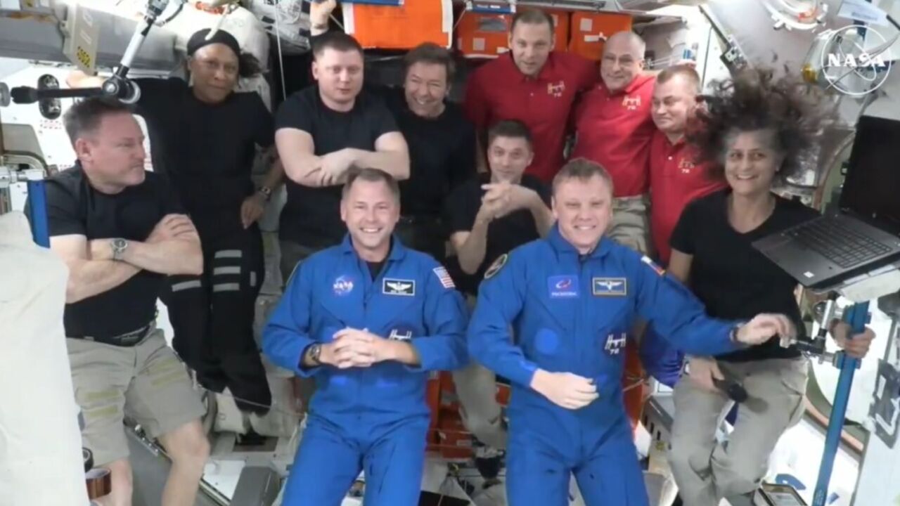 SpaceX Crew-9 astronauts arrived at the ISS with a plush "Aurora" on board: what the crew will do there and why they need this Russian tradition. Photos, video