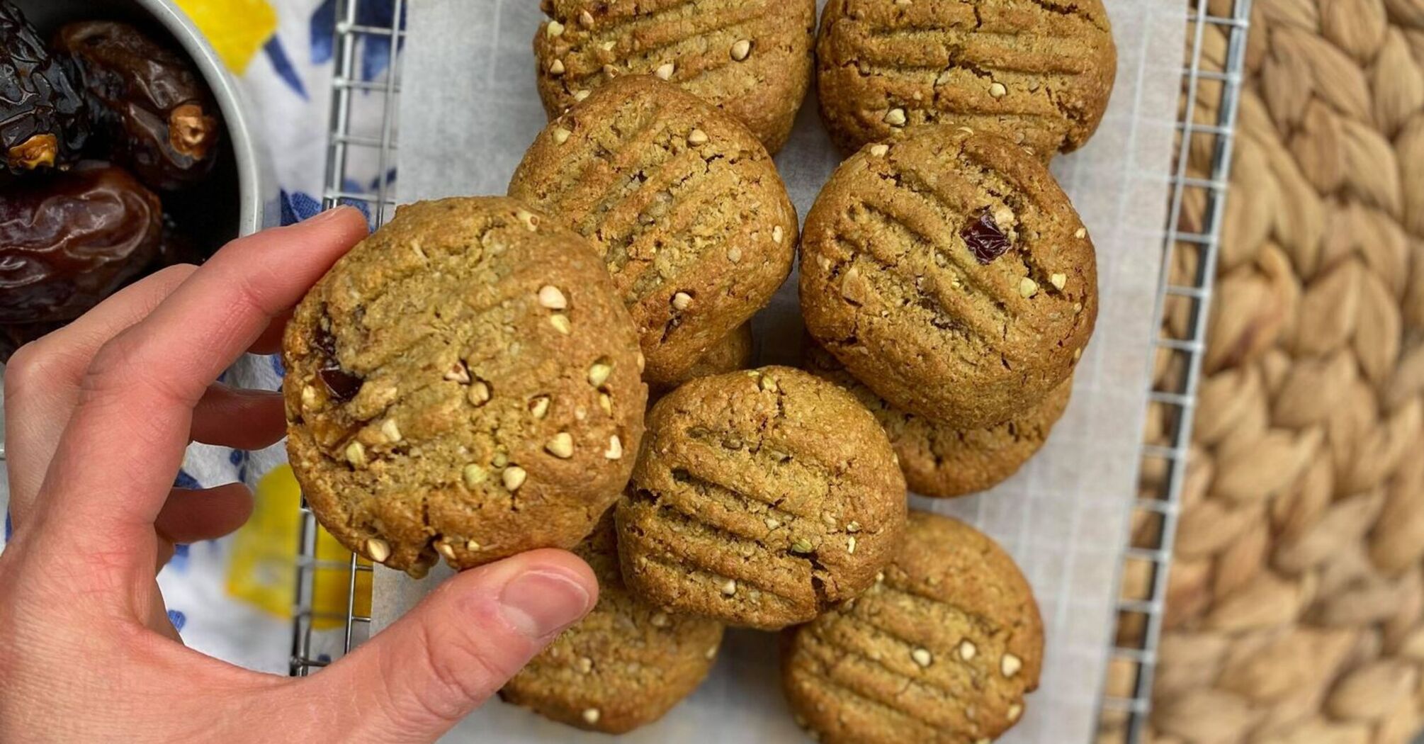 Elementary Sunflower cookies: how to make seasonal pastries