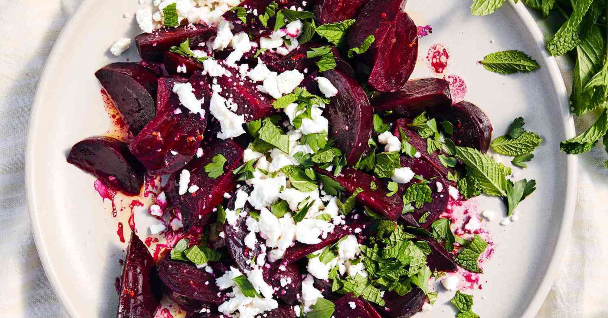 What to cook with healthy beets: we share a recipe for an original and tasty dish