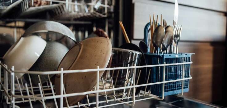What not to put in the dishwasher: materials and appliances will be damaged