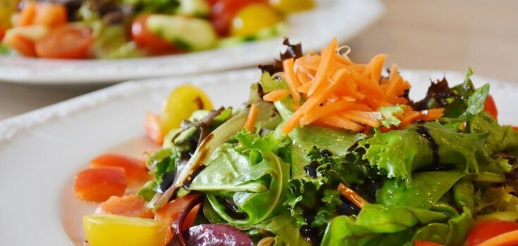 What salads can be prepared without light and gas: three recipes
