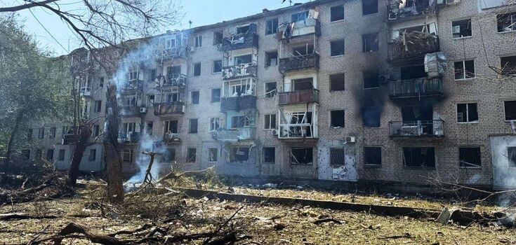 The occupiers attacked Pavlohrad, there are destructions: one person was killed, dozens were injured. Photos