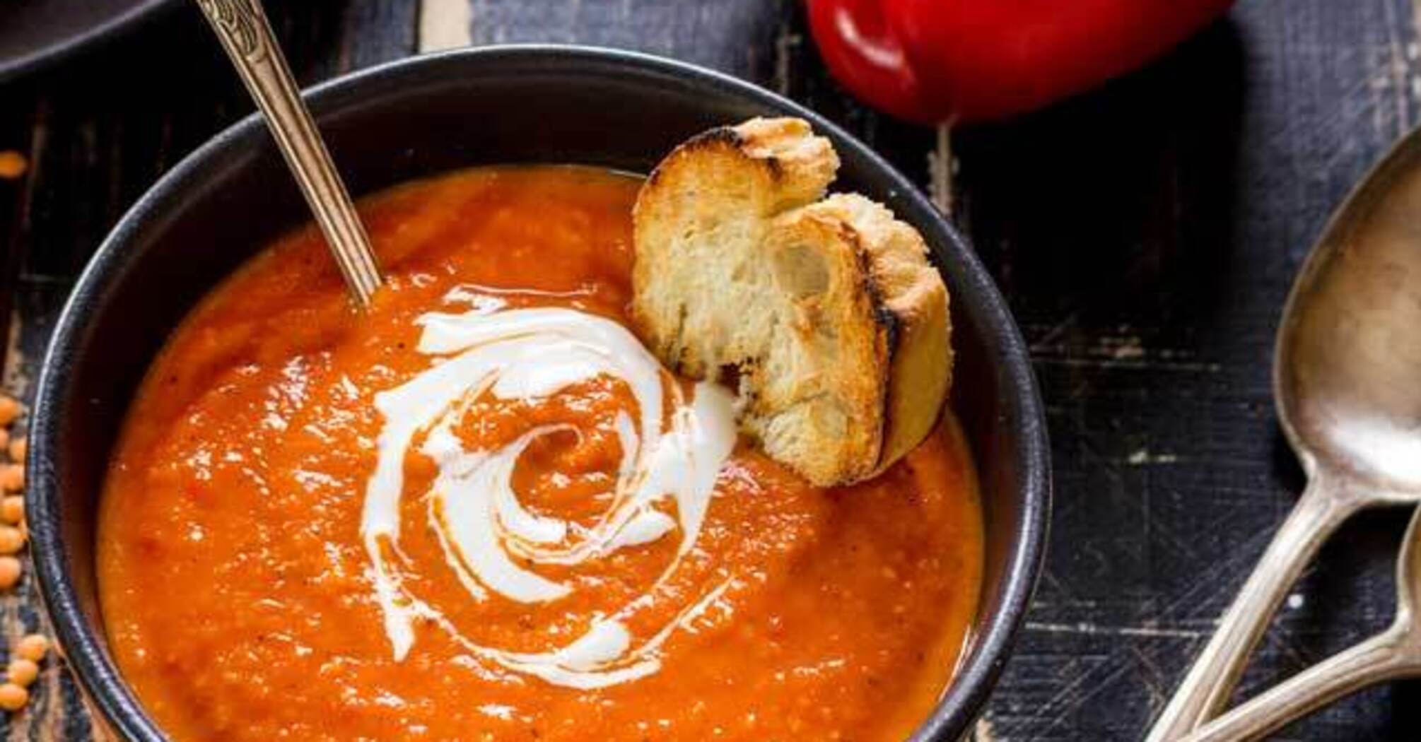 Pumpkin and many other vegetables: how to make the most delicious cream soup of the season