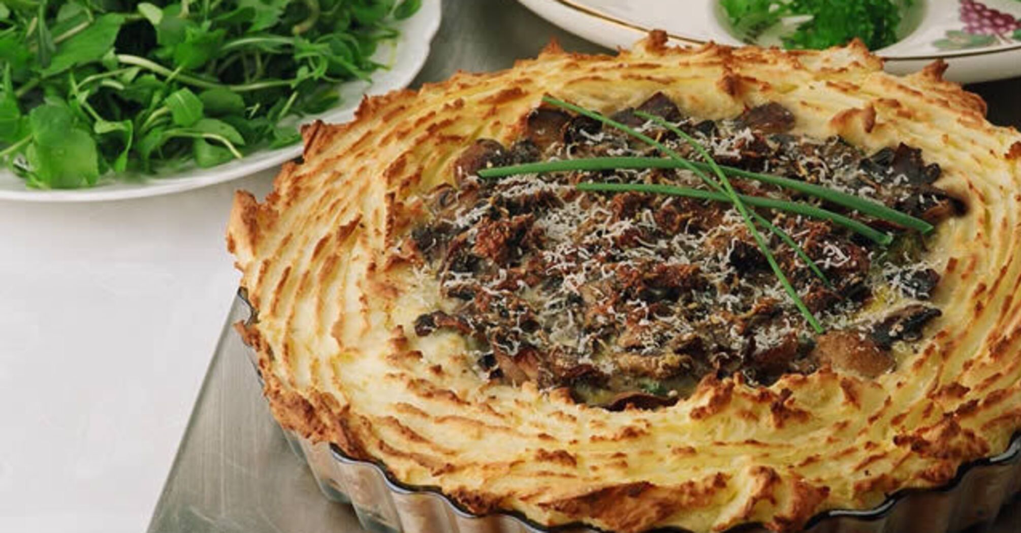 Hearty mushroom pie without dough: how to make a simple base