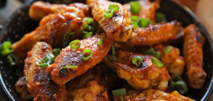 How to bake chicken wings in the oven: the meat just melts in your mouth