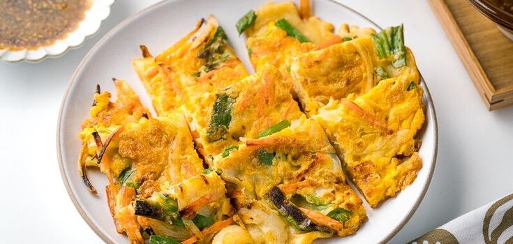 Thin pancakes made with seasonal vegetables: easy to prepare