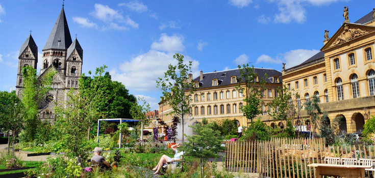 France without crowds of tourists: which cities to visit for those who prefer coziness